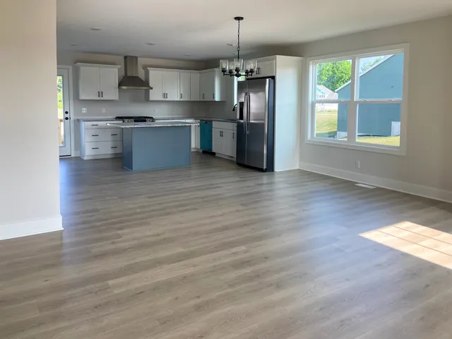 $469,900 | 10725 Melanie Drive, Allendale, MI 49401