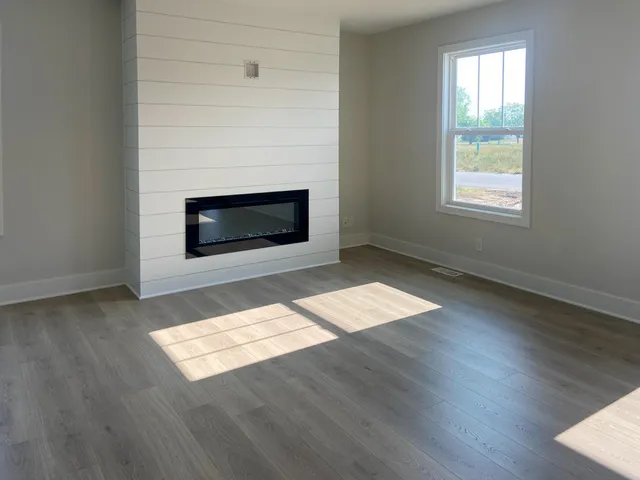 $469,900 | 10725 Melanie Drive, Allendale, MI 49401