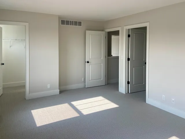 $469,900 | 10725 Melanie Drive, Allendale, MI 49401