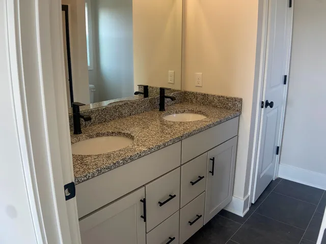 $469,900 | 10725 Melanie Drive, Allendale, MI 49401