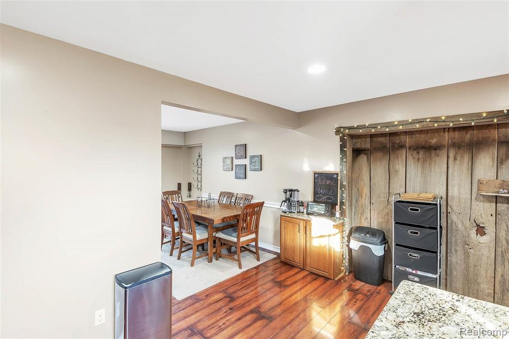 48637 Bemis Road Belleville, MI 48111 - Photo 15 of 42