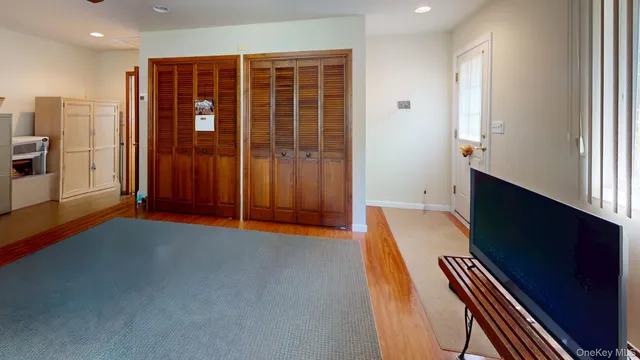 an empty room with windows