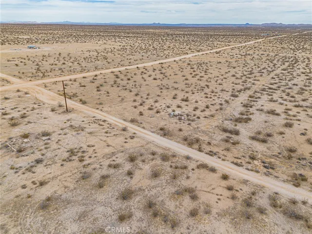 a close up of a shower