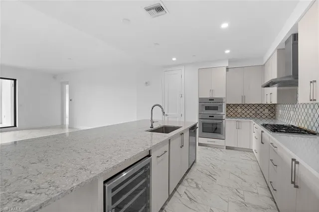 $2,749,777 | 1125 Central Avenue, Unit 566, Naples, FL 34102