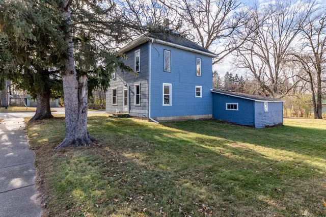 $162,500 | 251 Cottage Grove Avenue, Foley, MN 56329