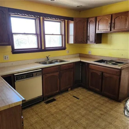 $360,000 | 23779 County Road 1077, Parker, KS 66072