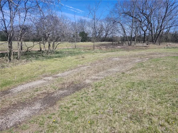 $360,000 | 23779 County Road 1077, Parker, KS 66072