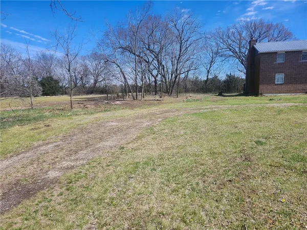 $360,000 | 23779 County Road 1077, Parker, KS 66072