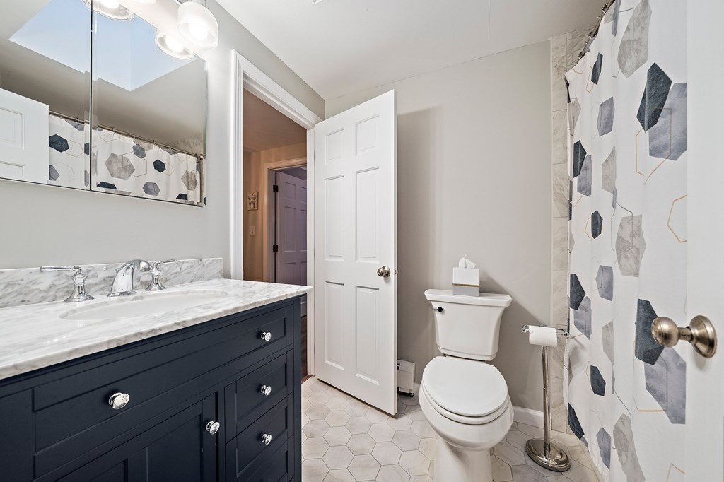 37 Cheriton Road Quincy, MA 02170 - Photo 21 of 37 Gallery Image 21