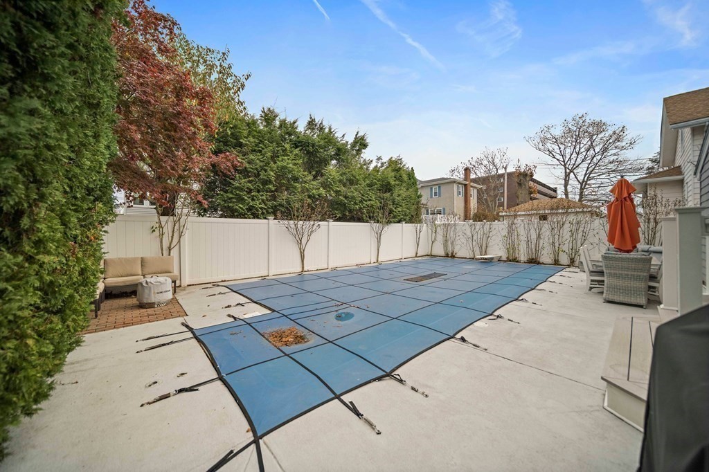 37 Cheriton Road Quincy, MA 02170 - Photo 27 of 37 Gallery Image 27