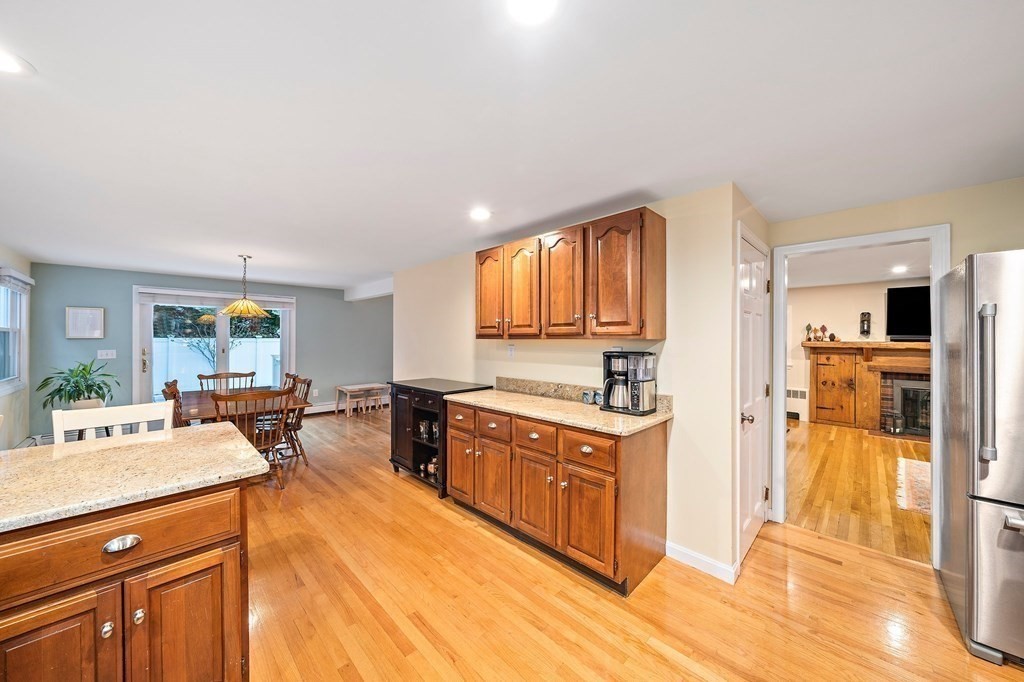 37 Cheriton Road Quincy, MA 02170 - Photo 9 of 37 Gallery Image 9