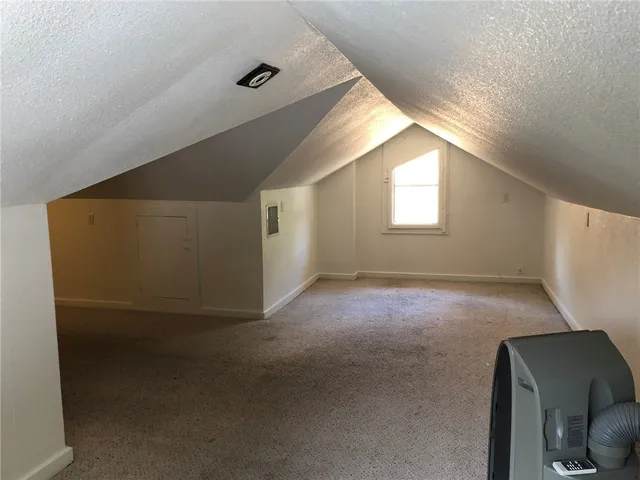 $4,000 | 407 West 35th Street, Unit A, Austin, TX 78705