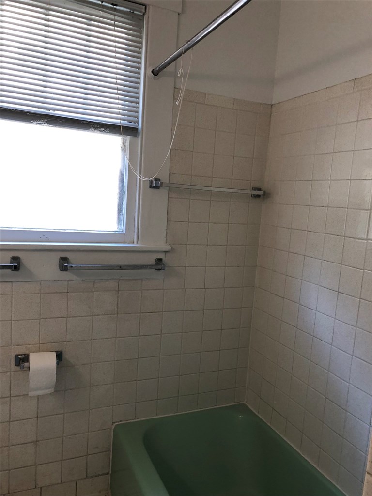 407 West 35th Street, Unit A Austin, TX 78705 - Photo 20 of 23