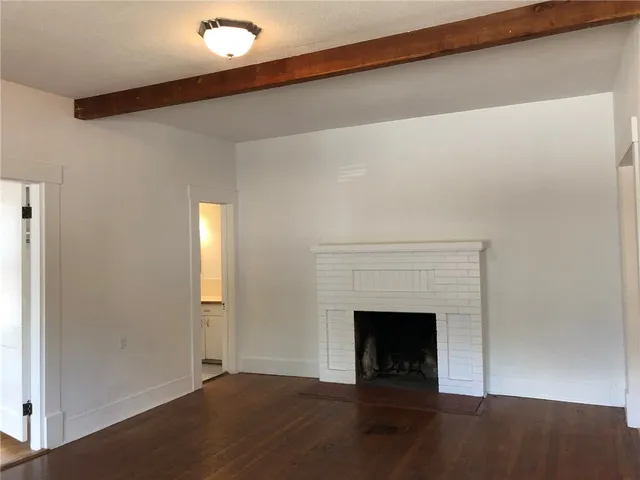 $4,000 | 407 West 35th Street, Unit A, Austin, TX 78705