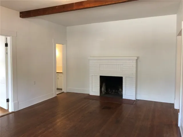 $4,000 | 407 West 35th Street, Unit A, Austin, TX 78705