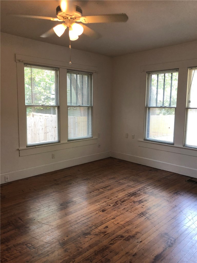 407 West 35th Street, Unit A Austin, TX 78705 - Photo 9 of 23