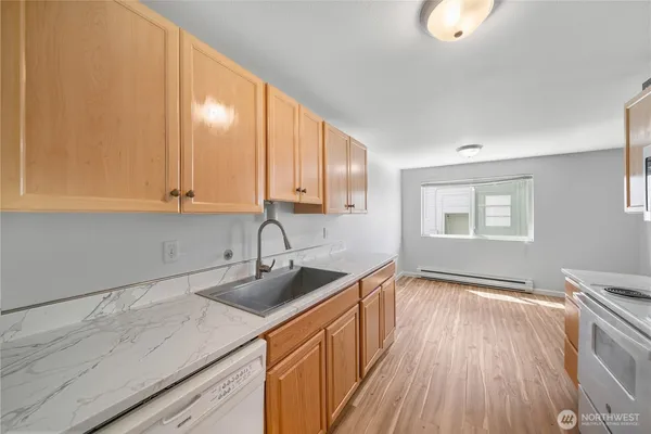 $342,000 | 11556 Greenwood Avenue North, Unit 105, Seattle, WA 98133