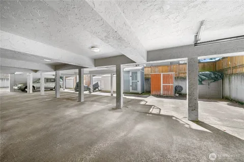 $342,000 | 11556 Greenwood Avenue North, Unit 105, Seattle, WA 98133