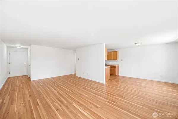 $342,000 | 11556 Greenwood Avenue North, Unit 105, Seattle, WA 98133