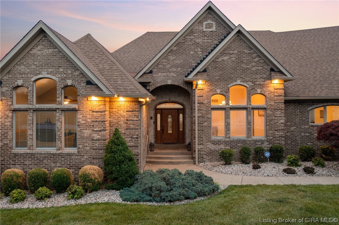 993 Baumann Drive North Floyds Knobs, IN 47119 - Photo 3 of 96