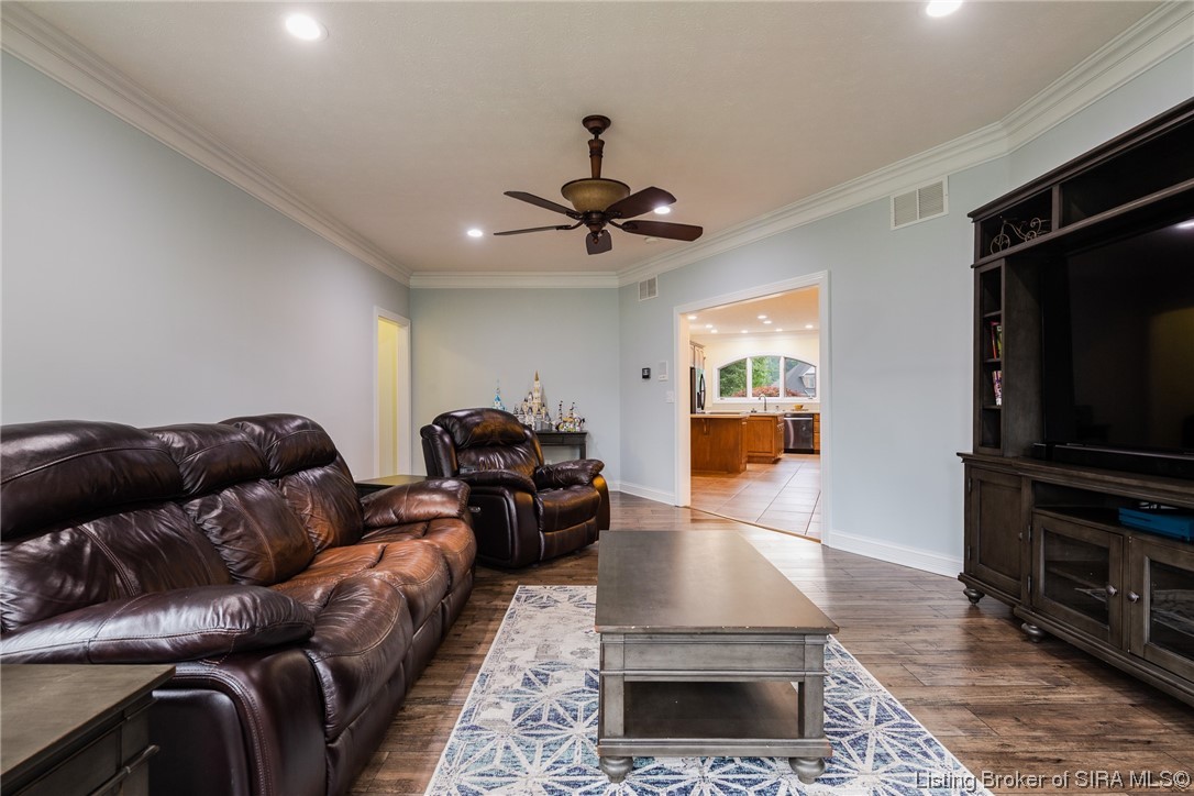 993 Baumann Drive North Floyds Knobs, IN 47119 - Photo 34 of 96