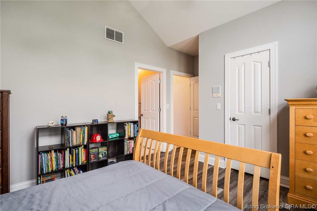 993 Baumann Drive North Floyds Knobs, IN 47119 - Photo 53 of 96