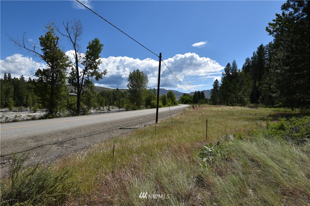 891 Twisp Carlton Road Twisp, WA 98856 - Photo 9 of 27