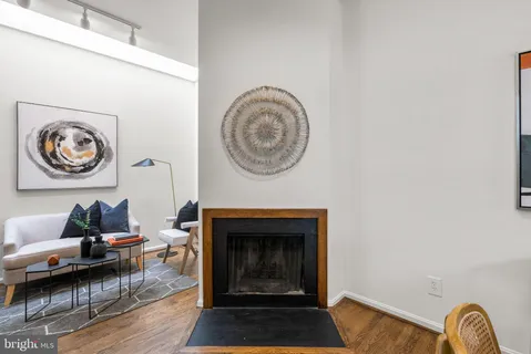 $560,000 | 1843 Mintwood Place Northwest, Unit 204, Washington, DC 20009