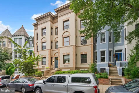$560,000 | 1843 Mintwood Place Northwest, Unit 204, Washington, DC 20009