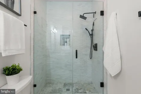 $560,000 | 1843 Mintwood Place Northwest, Unit 204, Washington, DC 20009