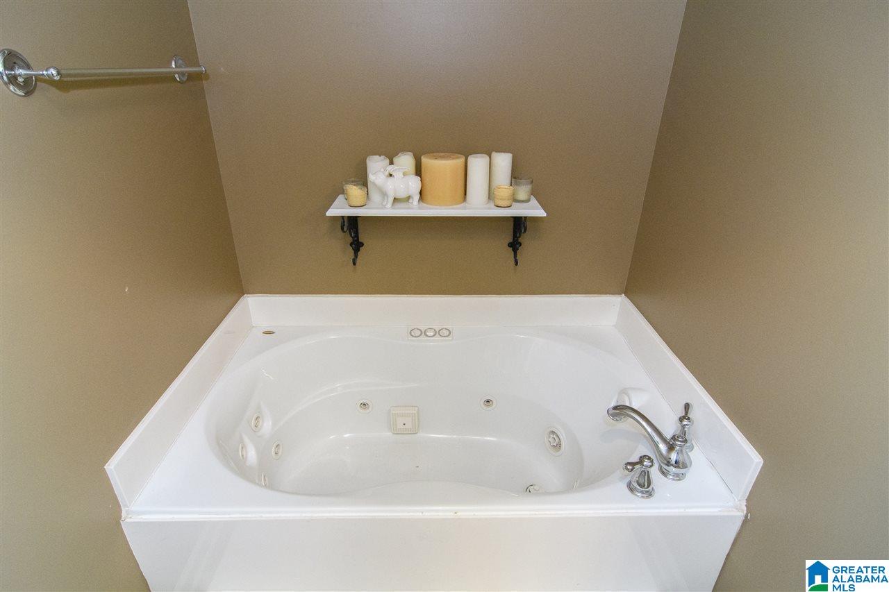 11 Portobello Road, Unit 11 Birmingham, AL 35242 - Photo 20 of 39