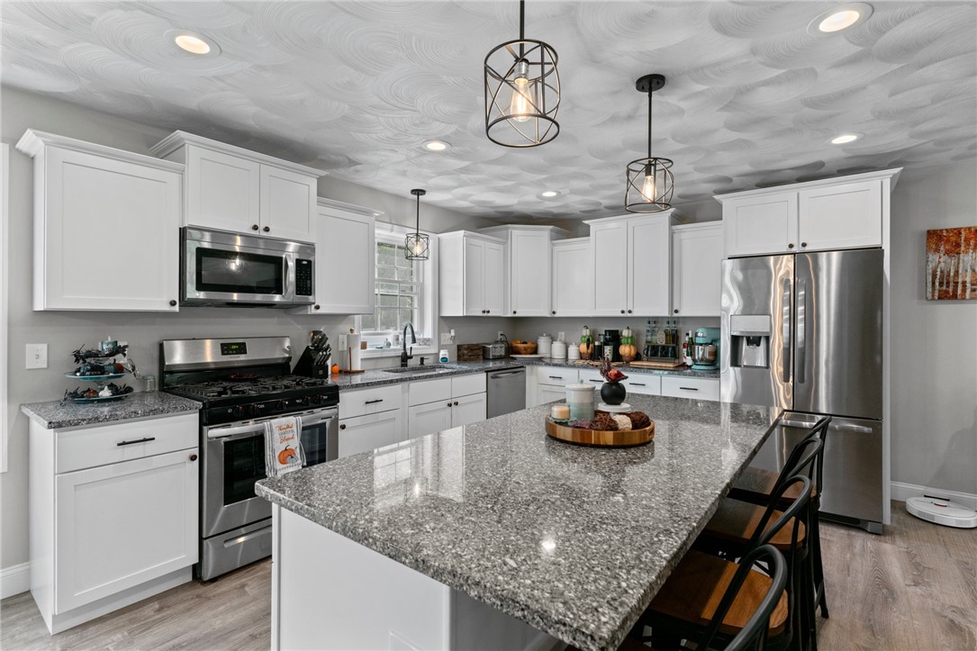 2 Paul Sprague Drive Coventry, RI 02816 - Photo 4 of 23