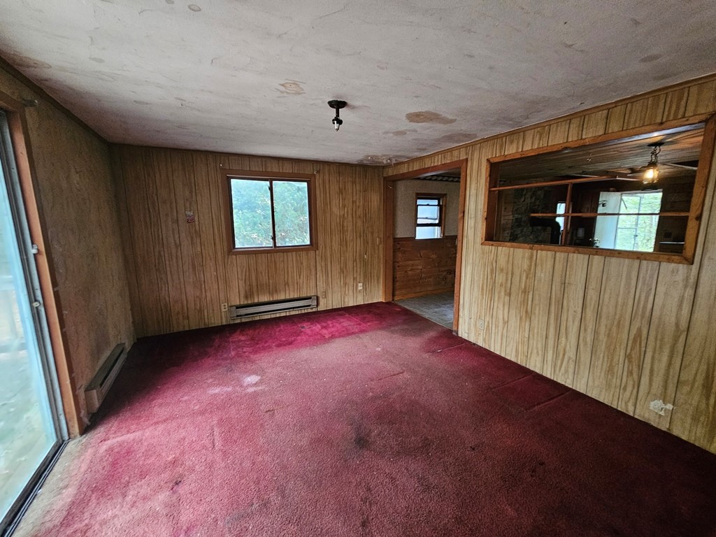 185 Burdickville Road Charlestown, RI 02813 - Photo 8 of 12 Gallery Image 8