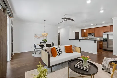 $424,900 | 3100 West End Circle, Unit 102, Nashville, TN 37203