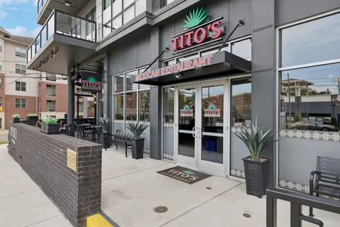 $424,900 | 3100 West End Circle, Unit 102, Nashville, TN 37203