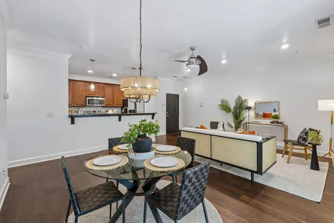 $424,900 | 3100 West End Circle, Unit 102, Nashville, TN 37203