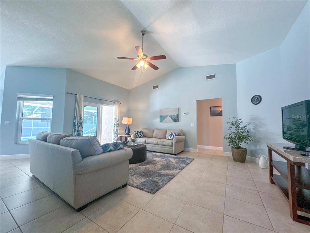 707 Powder Horn Row Lakeland, FL 33809 - Photo 21 of 60