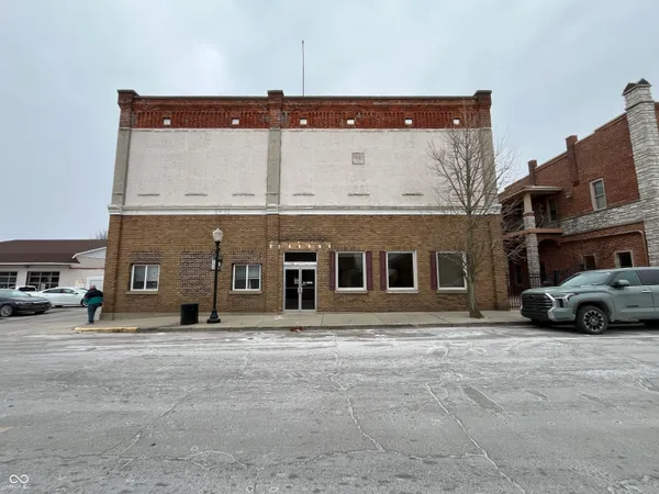 $499,000 | 112 South Harrison Street, Alexandria, IN 46001