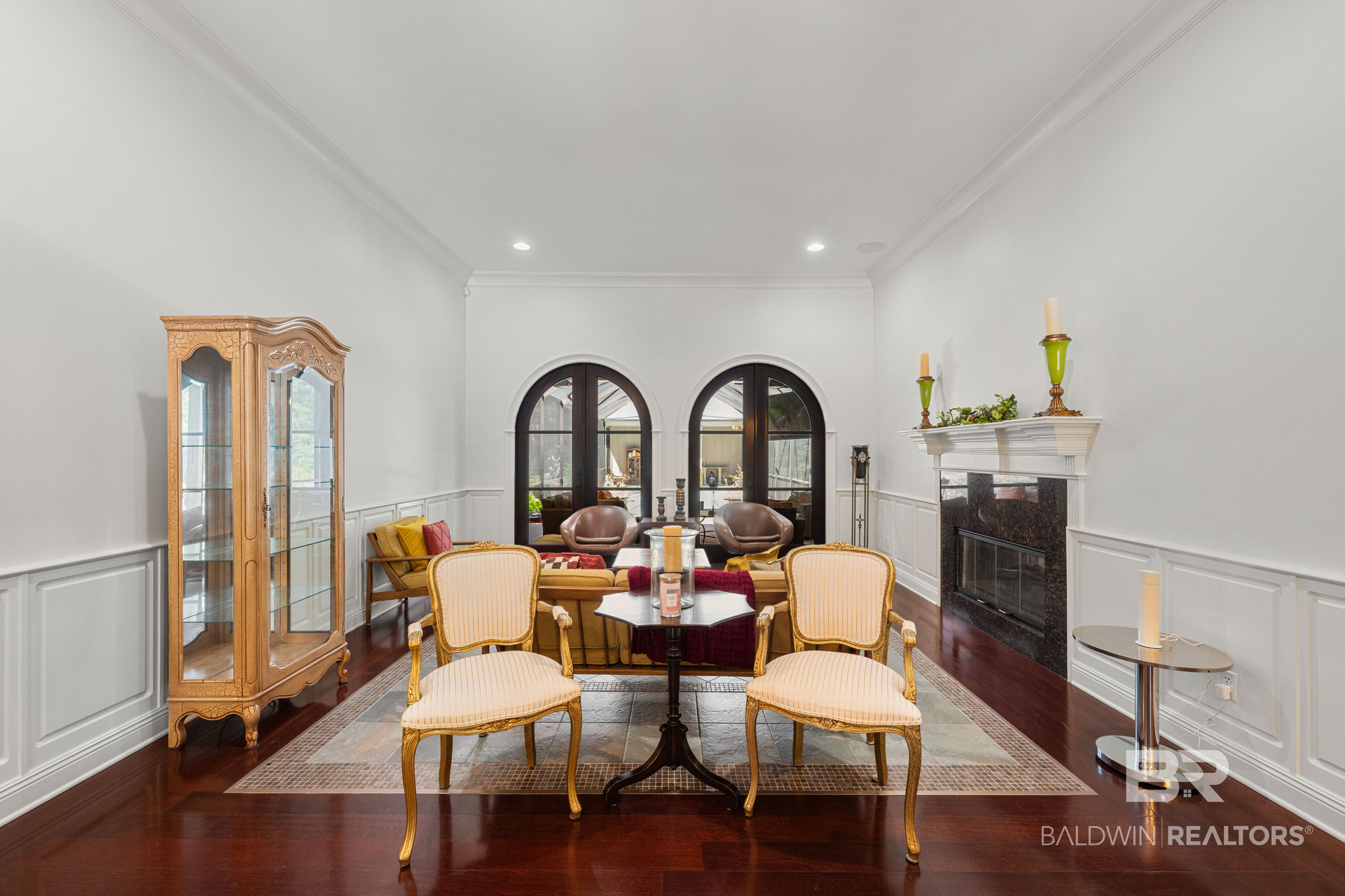 10693 Redfern Road Daphne, AL 36526 - Photo 1 of 48 Living Room