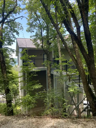 $950,000 | 263 Floating Mill Village Road, Silver Point, TN 38582