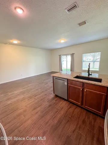 $2,000 | 2500 Revolution Street, Unit 103, Melbourne, FL 32935