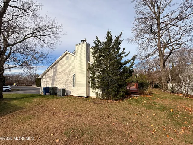 $910,000 | 1811 Bellmore Street, Oakhurst, NJ 07755