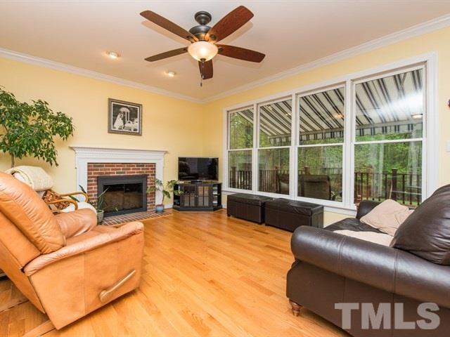 11821 Pembridge Lane Raleigh, NC 27613 - Photo 7 of 23 Gallery Image 7
