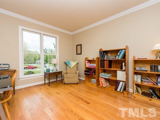 11821 Pembridge Lane Raleigh, NC 27613 - Photo 9 of 23 Gallery Image 9