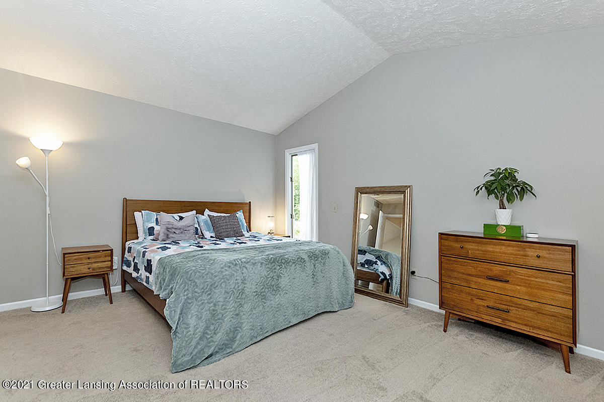2529 Dustin Road Okemos, MI 48864 - Photo 24 of 43 23