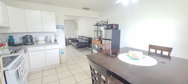 $765,000 | 4647 Marguerita Drive, West Palm Beach, FL 33417