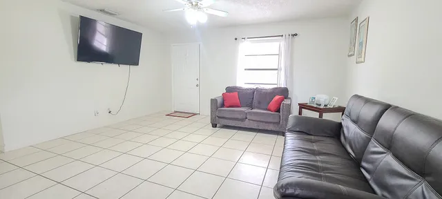 $765,000 | 4647 Marguerita Drive, West Palm Beach, FL 33417