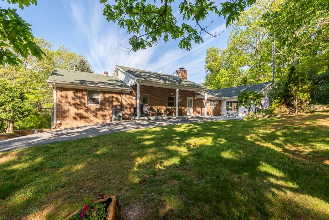 239 Abbington Road Swoope, VA 24479 - Photo 4 of 75 Gallery Image 4