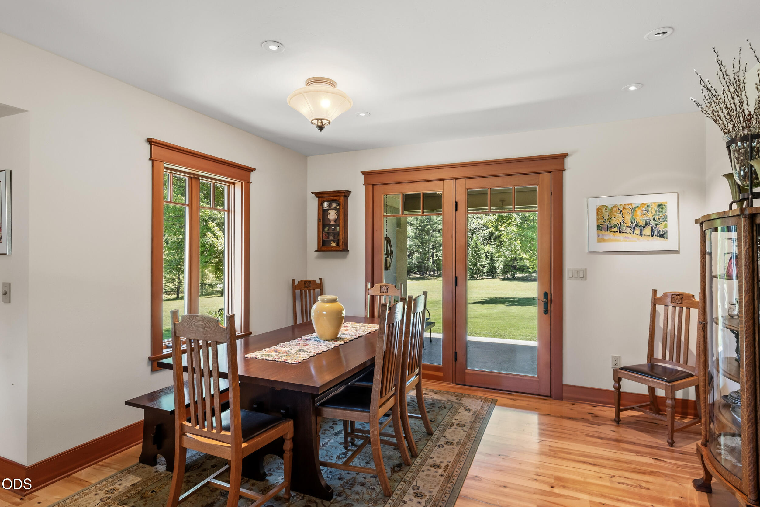 693 Horizon Hills Road Williams, OR 97544 - Photo 12 of 60