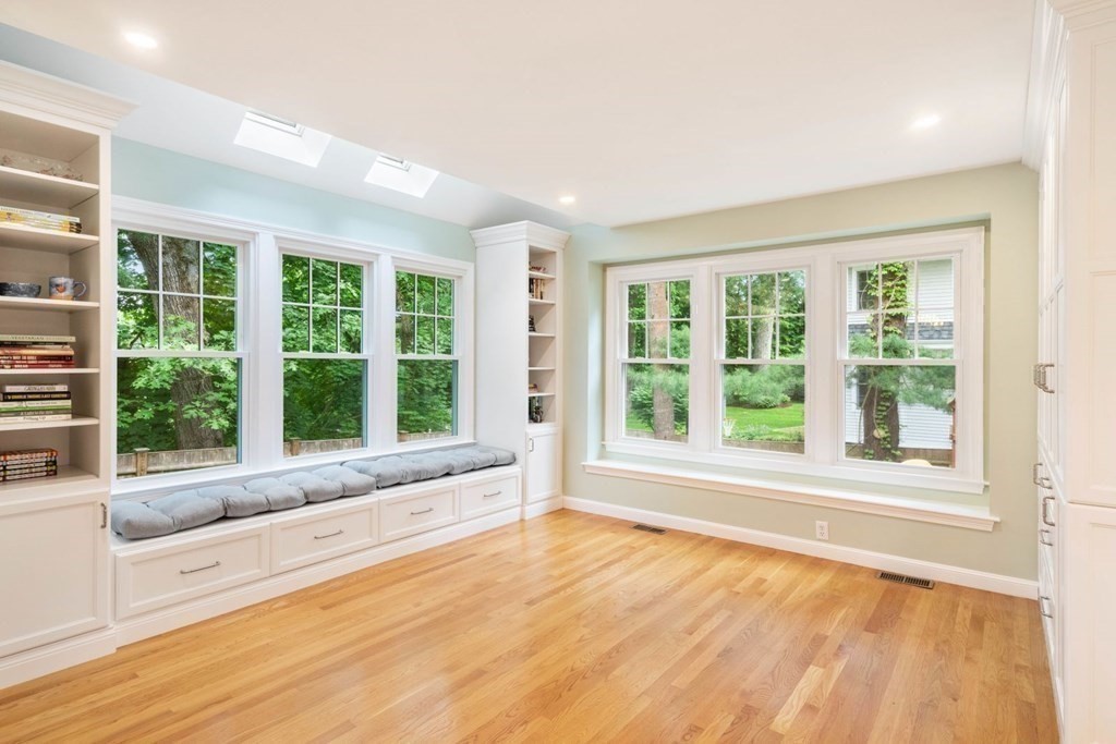 24 Damien Road Wellesley, MA 02481 - Photo 14 of 38